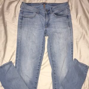 American Eagle. super stretch jeggings. Size 6.